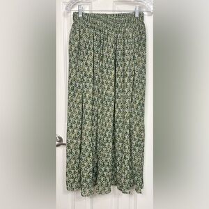 Easy Clothes Green Moriane Skirt NWOT